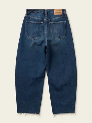 Universal Threads Dark Blue Curved Leg Ankle Jeans thumbnail 5