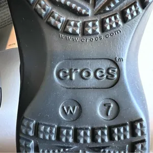 Crocs NEW Women's Classic Platform Clog Size 7 #B1809 thumbnail 8