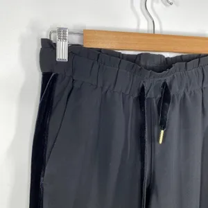 Lululemon On The Fly Black Velvet Trim Drawstring Jogger Pants Womens‎ Size 2 thumbnail 5