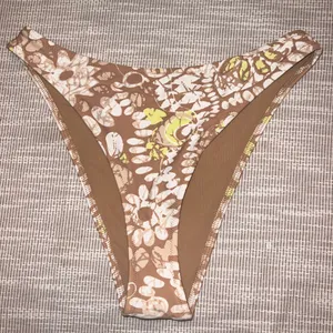 Aerie Highwasted Bikini Bottom | Small | NWT |‎ Retail $26.95 thumbnail 1