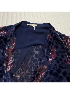 Floreat Anthropologie Floral Purple Velvet Burnout Mock Wrap Blouse Top Sz M thumbnail 5