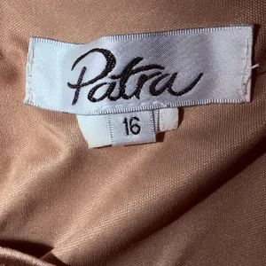 Pretty Vintage 90s Patra Mother of the Bride Gown thumbnail 6