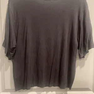 Originality Gray Sunflower Tee Size M thumbnail 3