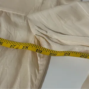 Theory 100% Silk Longsleeve blouse | Cottagecore | Maidencore | Capaule Wardrobe thumbnail 7