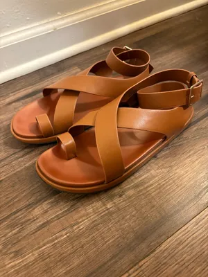 Universal Thread Sandals Women’s thumbnail 2