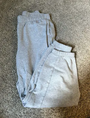 Grey American Eagle Sweatpants Jogger thumbnail 1