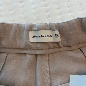 Abercrombie Dress Pants Wide-Leg Tailored thumbnail 2