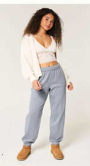 Hollister Sweatpants thumbnail 1
