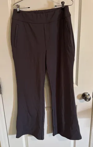 Halara Flex™ DayStretch Mid Rise Pocket Work Flare Pants Brown Size Large NWT thumbnail 1