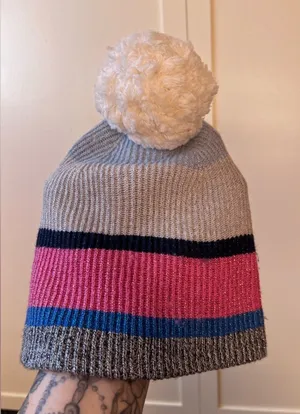 GAP Women's Striped Pom Pom Shimmery Winter Hat Beanie‎ One Size thumbnail 1