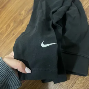 Nike Black Sportswear Essential 7/8 Mid Rise Leggings Size XS thumbnail 4