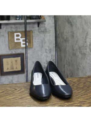 NWT Easy Street Womens Block Heel Faux Leather Pumps PRIM Navy Blue 7M thumbnail 4
