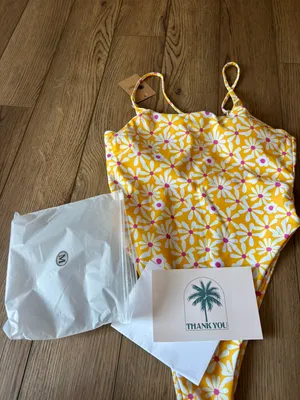 One Piece Bathing Suit Size M thumbnail 3