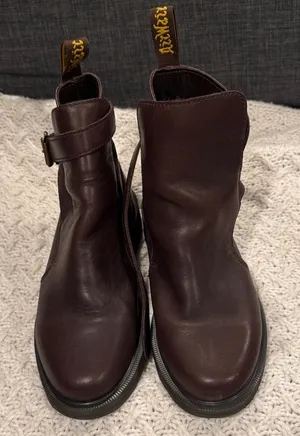 Dr. Martens JONI WOMENS 7 Dark Brown Leather Boots thumbnail 1