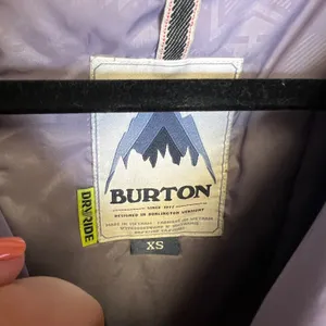 Burton Dryride Thermolite Snowboard Jacket XS Purple Aztec Geometric Print Coat thumbnail 7