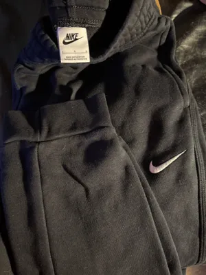 Nike Sweatpants Black Women’s thumbnail 4