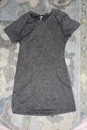 Lululemon Swiftly Tech thumbnail 1