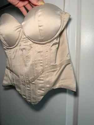 Pretty Little Thing Corset Satin Top thumbnail 3