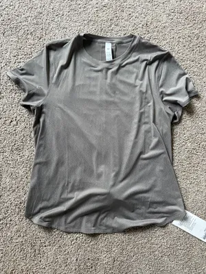Lululemon Lightweight Split Back Training Top thumbnail 2