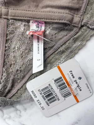 NWT‎ Free People Lace Strapless Bralette Size Small thumbnail 3