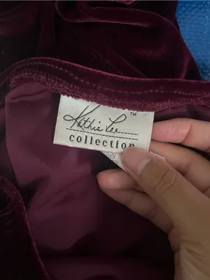 Vintage Burgundy Velvet Midi Skirt Large High Rise Holiday Romantic Winter Fall thumbnail 6