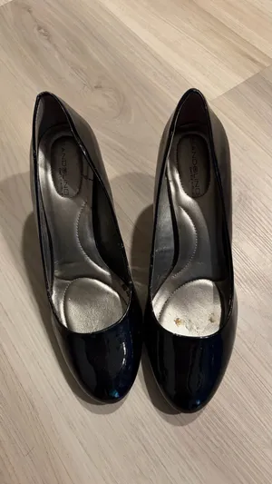 Bandolino Black heels thumbnail 3