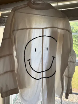 Elan White Smiley Face Denim Jacket Women’s Large Oversized Frayed Hem Shacket thumbnail 4