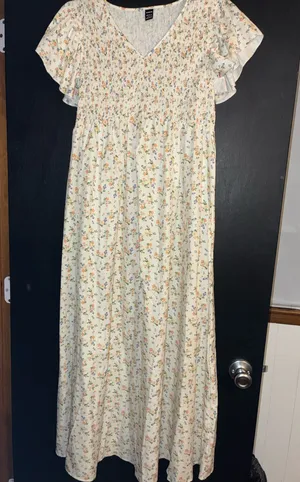 Shein Floral Dress thumbnail 1