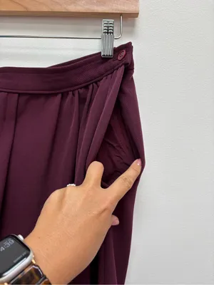 Vintage 1970s Gucci 100% Wool Burgundy A-Line Skirt Made in Italy S thumbnail 5
