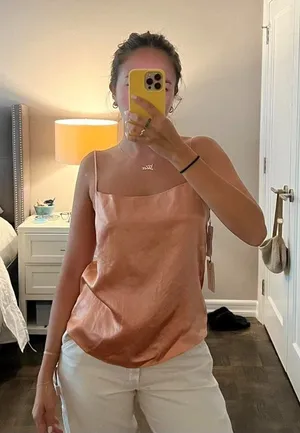 Babaton Aritzia NWT‎ Benji Soft Apricot Camisole Tank Size Small thumbnail 1