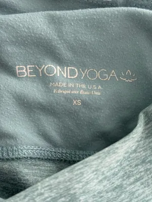 Beyond Yoga Spacedye Walk and Talk High Waisted Capri Leggings in Blue thumbnail 4