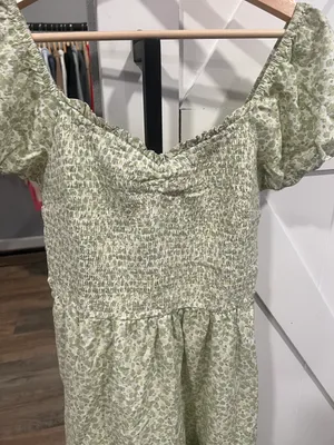 Hollister green floral mini dress thumbnail 3