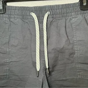 Vuori Vintage Ripstop Gray Raw Hem Elastic Waist Pull On Shorts Women’s Size XL thumbnail 3