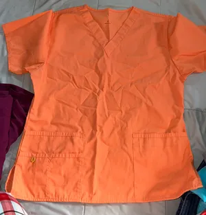 Scrub Top Cargo Material (not Stretchy) (has Some Ink Stains) Orange Size M thumbnail 3