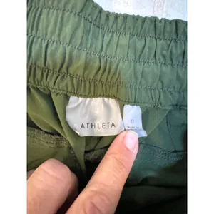 ATHLETA Hudson Board Travel Olive Green Athletic‎ Shorts Sz 0 thumbnail 3