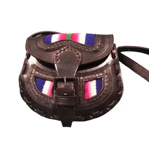 vintage leather black crossbody bag / Adjustable Strap thumbnail 4
