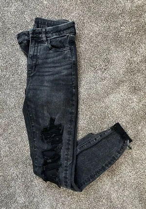 American Eagle Jeans thumbnail 1