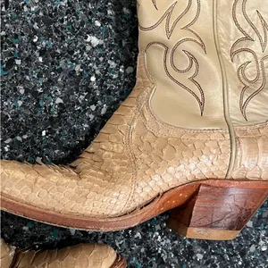 Vintage Dan Post Multicolor Leather Cowboy Boots 4218 Women 5.5 C W/ Box thumbnail 4