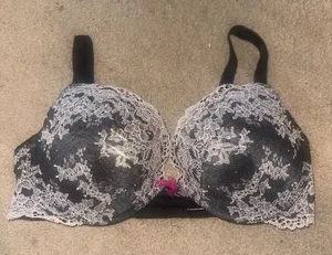 Victoria’s Secret Dream Angels push-up 36D black lace bra thumbnail 1