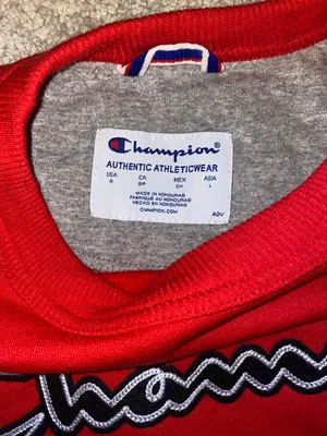 Champion Crewneck thumbnail 2