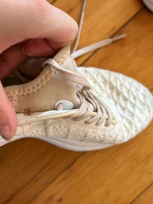 Apl techloom phantom sneakers women’s 7 beige thumbnail 6