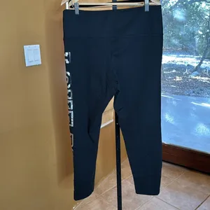 NWOT PINK Victoria’s Secret Black High Rise Leggings Silver Logo Sz XXL RARE thumbnail 13