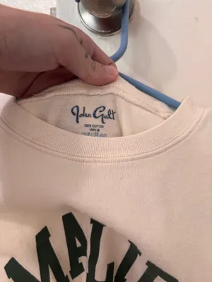 Brandy Melville Malibu Baby Tee Fitted thumbnail 2
