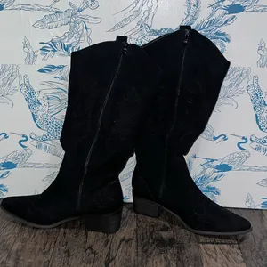 Elegant Black Women's Boots Size 11.5 thumbnail 2