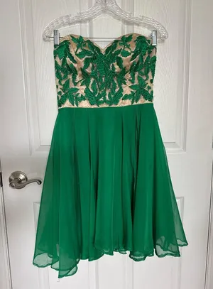 Sherri Hill Emerald green beaded flower, sweetheart, homecoming dress medium thumbnail 14