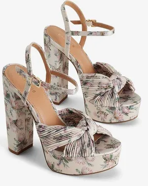 EXPRESS | NWT | 6 | Floral Twist Strap Multi-Color Platform Heeled Sandals thumbnail 1