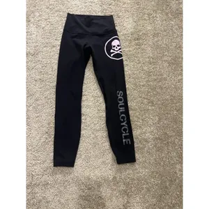 Lululemon Align High Rise Black Sz 4 Pant - 25" Skull Soul Cycle Retail $98 thumbnail 5