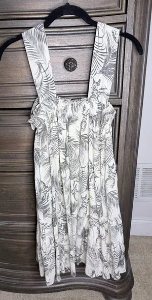 Natural and Green Tropical Print Sundress thumbnail 1