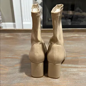 Journee Collection Reice Square Toe Block Heel Bootie Tan Size‎ 6.5 NWOB thumbnail 8