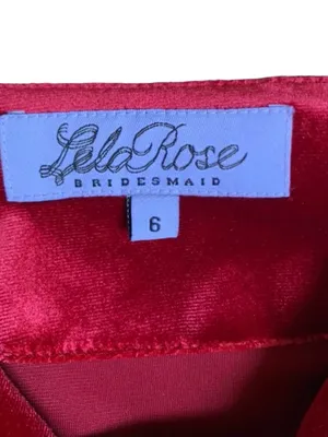 Lila Rose Bridesmaid Red Velvet Knee Length Pleated Front Dress 6 thumbnail 5